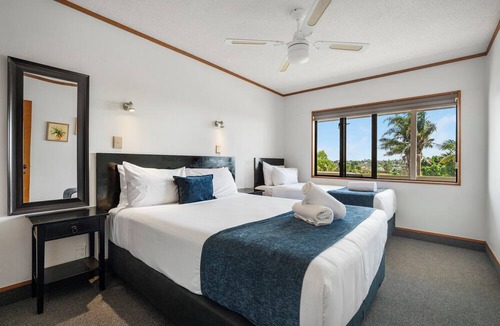 Tauranga Hotel | Summit Motor Lodge