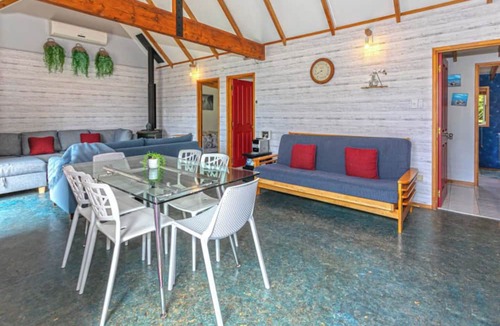 Tairua House | The Beach House - Tairua Holiday Home