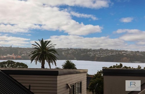 Herne Bay House | Unique Herne Bay Haven with Spa