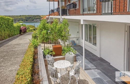 Orakei Apartment | Premium Coastal Apartment
