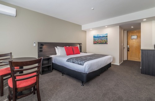 Lower Hutt Hotel | Carnmore Hotel Lower Hutt