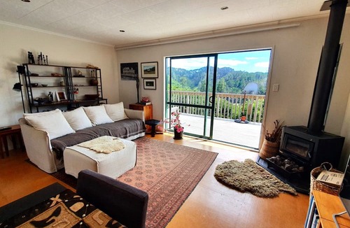 Kawau Island House | Sunny, comfortable island retreat with all the comforts of home