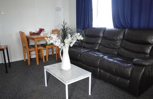 Te Rapa Hotel | Ascot Lodge Motel