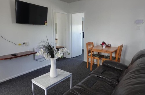 Te Rapa Hotel | Ascot Lodge Motel