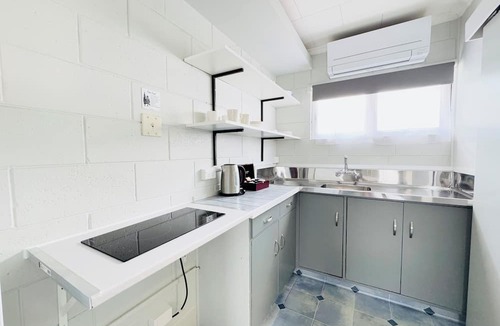 Kensington Hotel | Kensington Motel