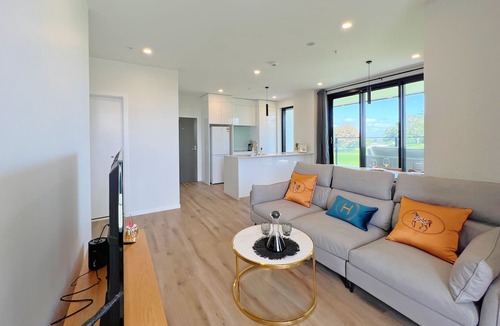 Greenlane - Ellerslie Apartment | Beautiful View 2 Beds Apartment