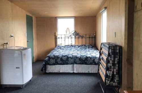 Kaimiro Cabin | Farmstay on Bedford