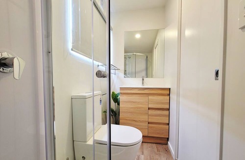 Stanmore Bay Villa | The Gulf Red Vacation Home, Clean 2-bedroom