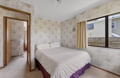 Richmond Heights House | Richmond Views - Lake Taupo Holiday Home
