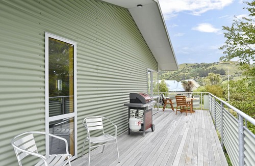 Akaroa House | Watson St - Peaceful Akaroa Retreat