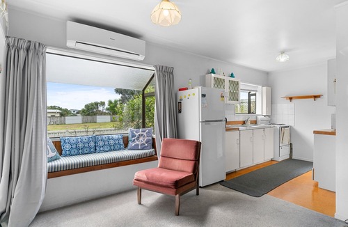 Mangawhai Heads House | Coastal Haven - Mangawhai Heads Holiday Home