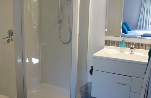 Whakatane House | Top Spot.