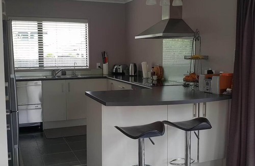 Whakatane House | Top Spot.