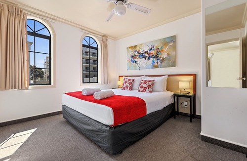 Whakatane Hotel | Tuscany Villas Boutique Motel
