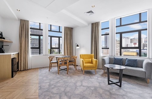 Auckland Central Business District Hotel | Legacy Airedale Hotel Auckland