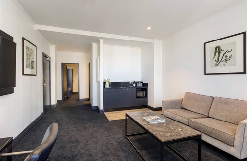 Auckland Central Business District Hotel | Edit Auckland Central