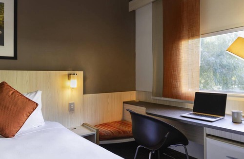 Greenlane - Ellerslie Hotel | ibis Auckland Ellerslie