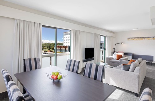 Mangere Hotel | JetPark Hotel Auckland Airport