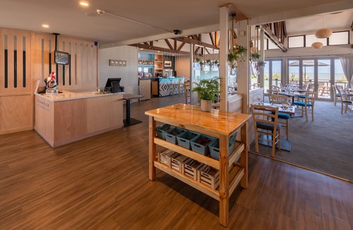 Hokitika Hotel | Beachfront Hotel