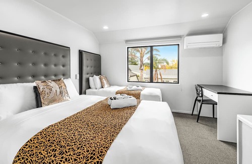 Mangere Hotel | Auckland Airport Motel