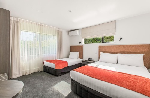 Grey Lynn Hotel | The Surrey Hotel