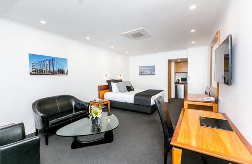 New Plymouth Hotel | Plymouth International