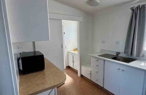 Napier Hotel | Spanish Lady Motel