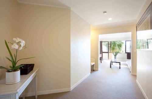 Mangere Hotel | Auckland Airport Kiwi Hotel