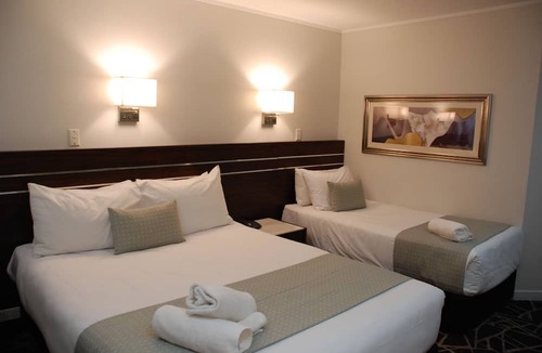 Mangere Hotel | Auckland Airport Kiwi Hotel