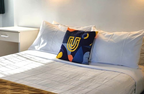 Paraparaumu Beach Hotel | U Studios Paraparaumu, SureStay Collection by BW