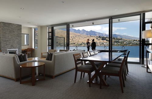 Queenstown Hotel | The Rees Hotel and Luxury Apartments