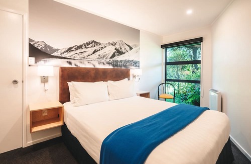 Queenstown City Centre Hotel | Blue Peaks Lodge
