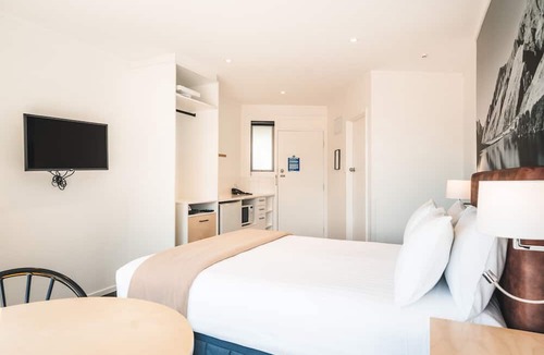 Queenstown City Centre Hotel | Blue Peaks Lodge