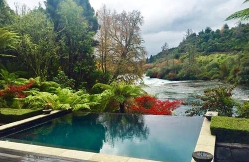 Taupo Cabin | Huka Lodge, Beckons