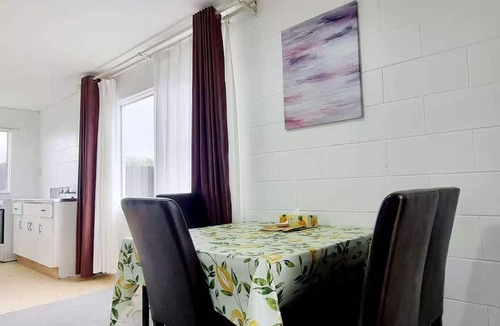 Hamilton North Hotel | Cedar Lodge Motel Hamilton