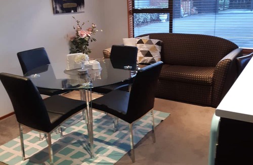 Harewood Bed & Breakfast | Maples on Harewood