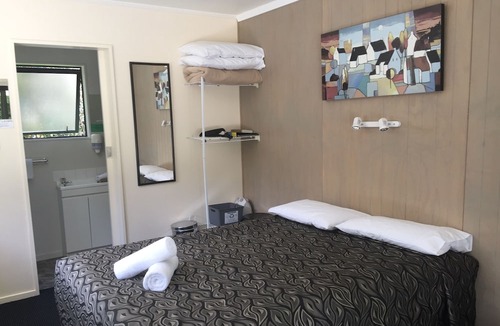 Geraldine Cabin | Geraldine Top 10 Holiday Park