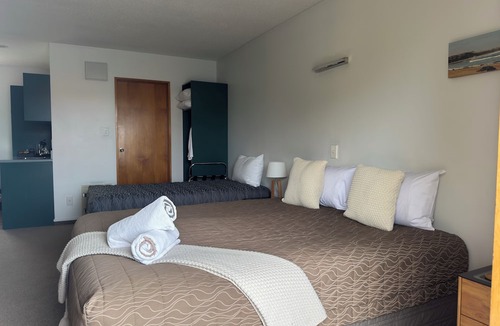 Oamaru Hotel | ASURE Ambassador Motor Lodge