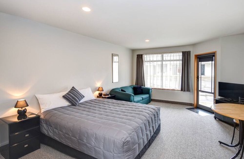 Mosgiel Hotel | Bonnie Knights Motel