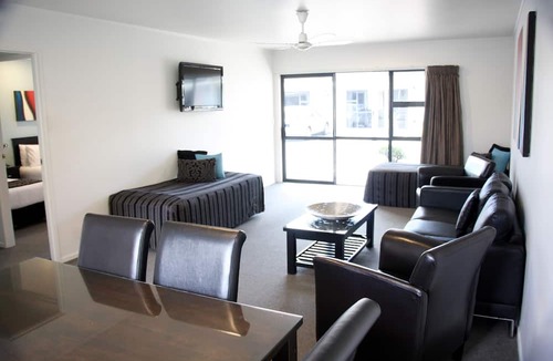 Hamilton North Hotel | Camelot on Ulster