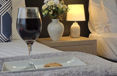 Riccarton Hotel | Tower Junction Motor Lodge