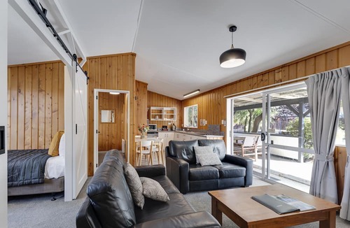 Wanaka Hotel | Archway Motel & Chalets