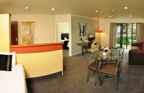 Palmerston North Hotel | Chancellor Motor Lodge & Conference Centre