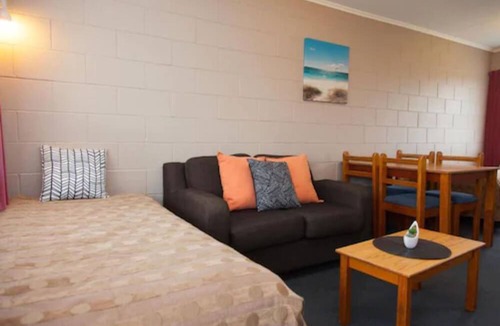 Otorohanga Hotel | Otorohanga & Waitomo Motels
