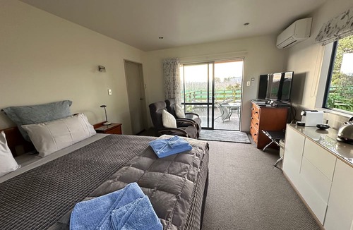 Longlands Cabin | Bluebell Lodge And Cottage