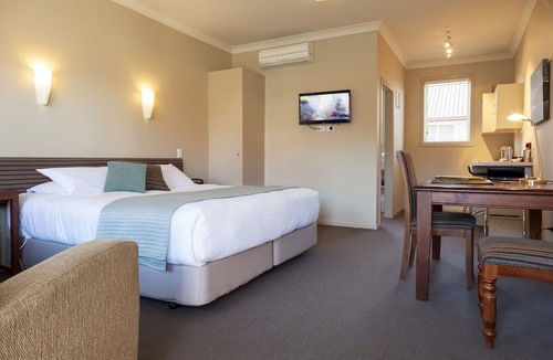 Ranfurly Hotel | Hawkdun Lodge