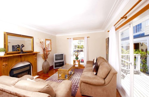 Russell Apartment | Seaport Village