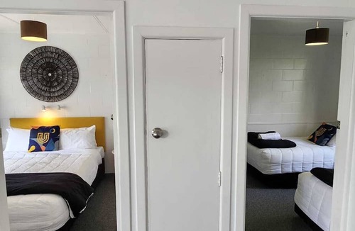 Solway Hotel | U Studios Masterton, SureStay Collection by BW