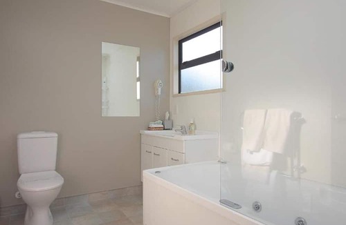 Ashburton Hotel | Ashburton's Regency Motel