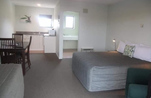 Darfield Hotel | Darfield Motel